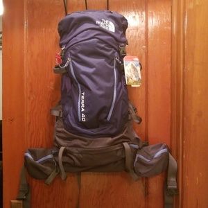 Northface back packing pack 40L